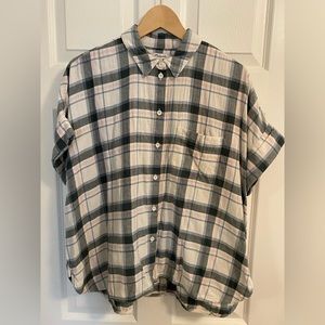 Madewell plaid button up flannel shirt